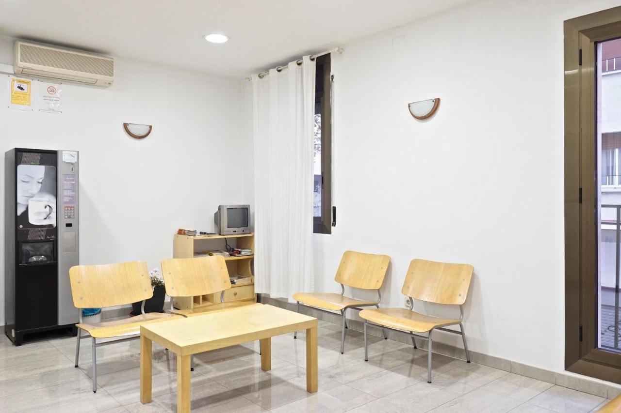 Hostal Ballestero Barcelona Ngoại thất bức ảnh