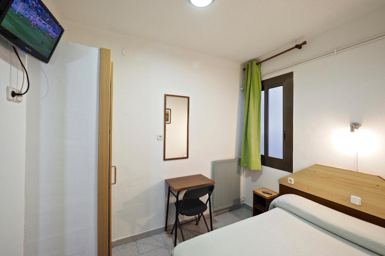Hostal Ballestero Barcelona Ngoại thất bức ảnh
