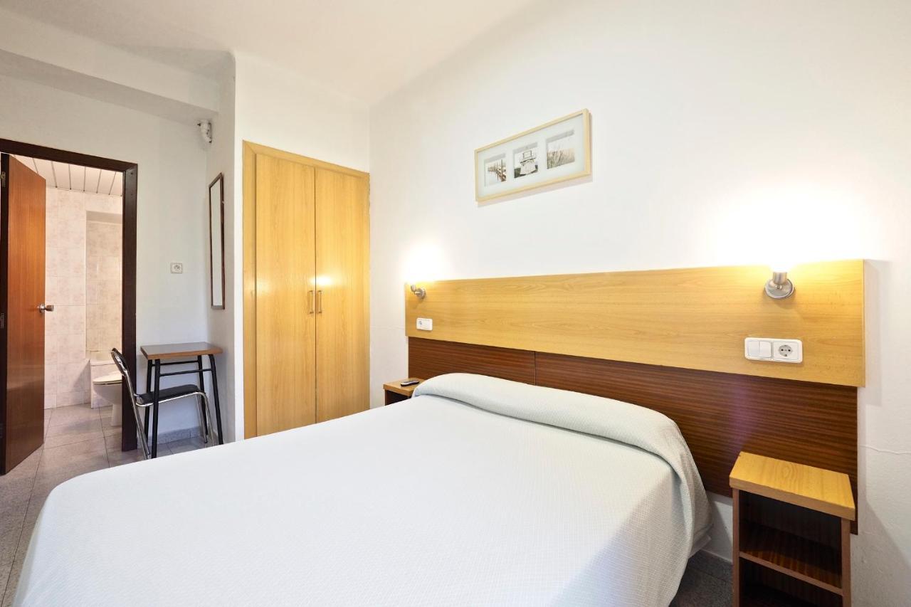 Hostal Ballestero Barcelona Ngoại thất bức ảnh