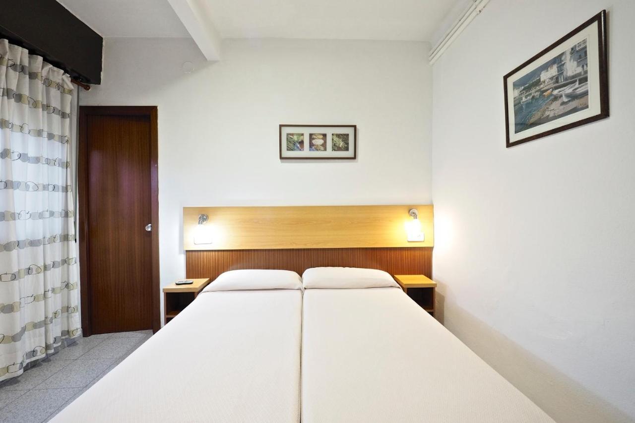 Hostal Ballestero Barcelona Ngoại thất bức ảnh