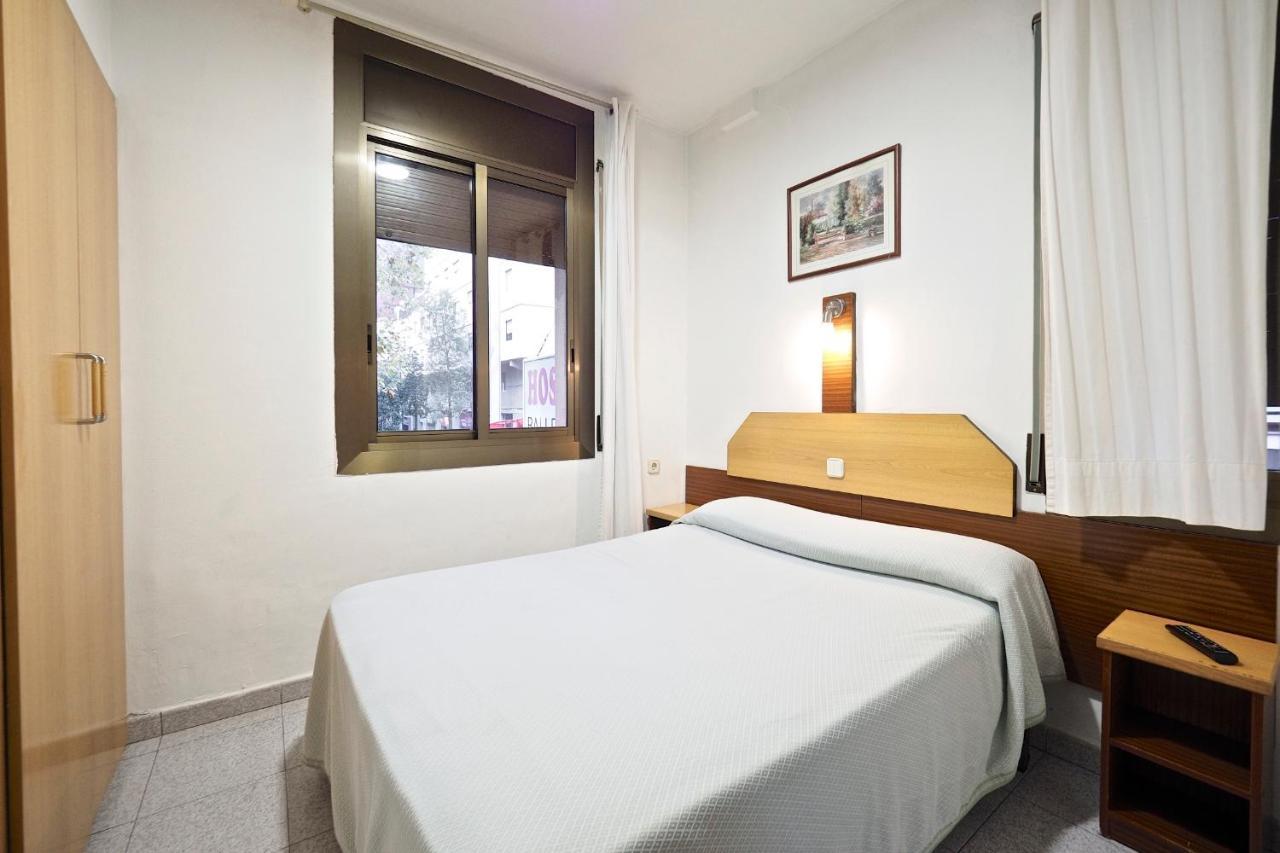 Hostal Ballestero Barcelona Ngoại thất bức ảnh