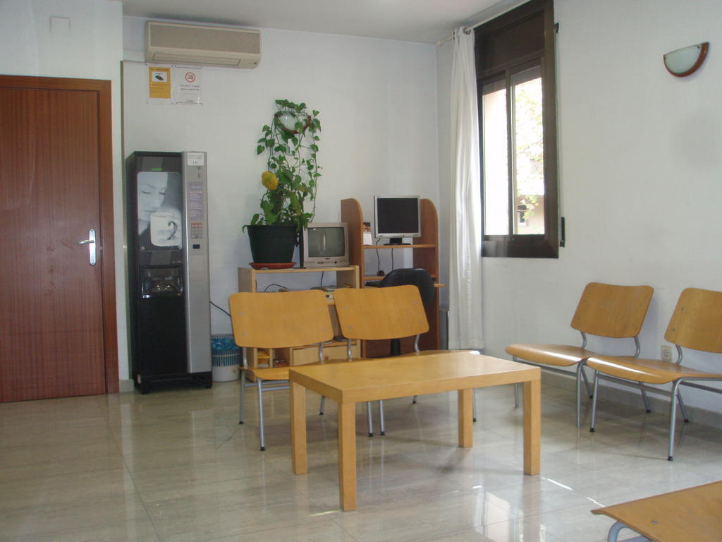 Hostal Ballestero Barcelona Ngoại thất bức ảnh